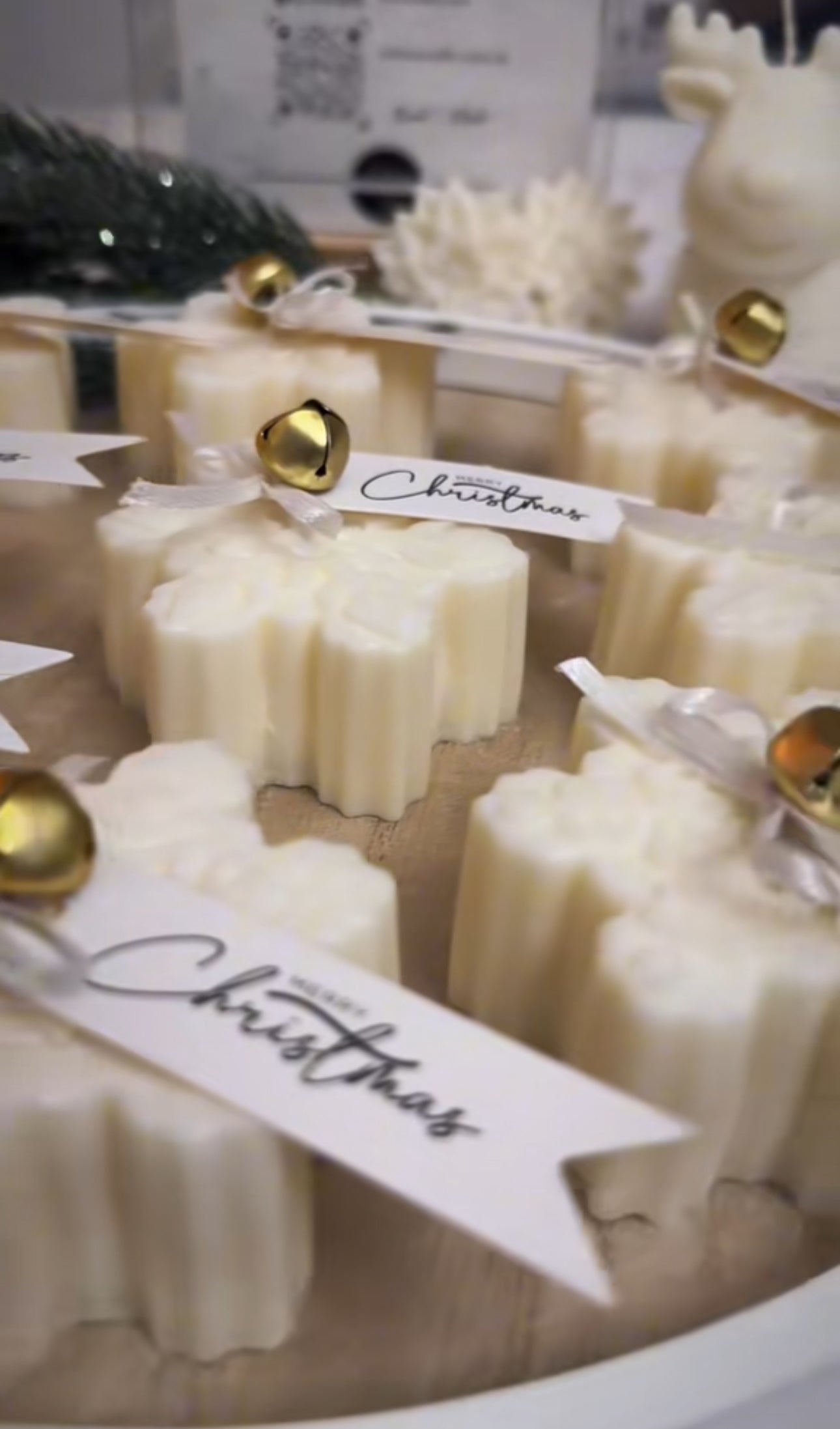 Schneeflocken-Kerzen aus Sojawachs